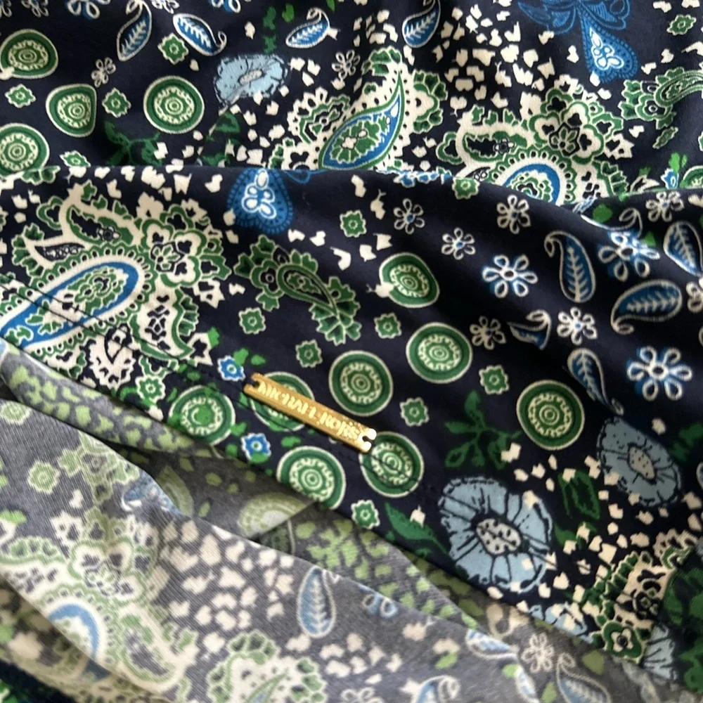 Michael Kors Blue and Green Floral  Top #tometogirl Fmedtersnean #summer